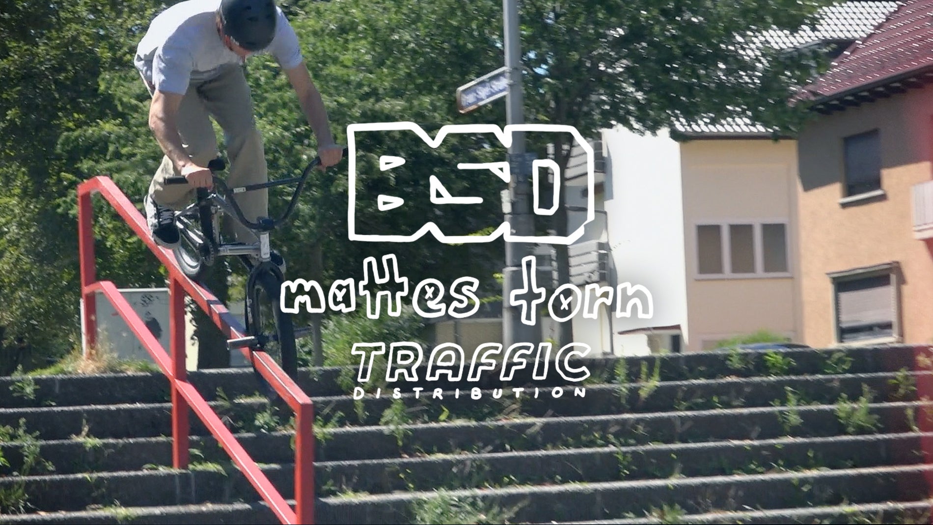 Mattes Torn Traffic X BSD video